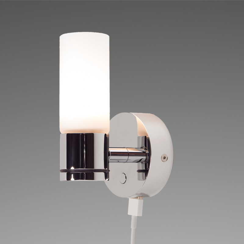Prebit LED-Anbauleuchte W1-1 mit USB, D2W, chrom-g Prebit LED-Anbauleuchte W1-1 mit USB, D2W, chrom-g