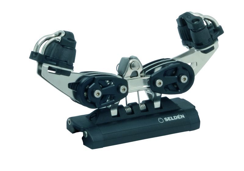 Seldén Performance Großschot-Traveller System 30 mit Toggle und dreifachen Umlenkungen mit Klemmen f