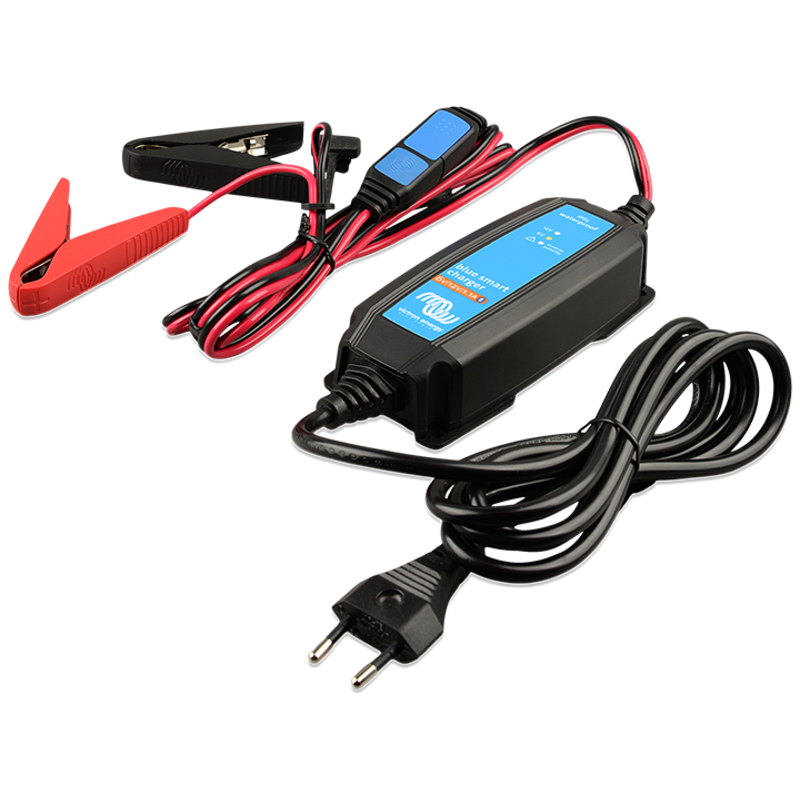 Victron Blue Smart IP65 Charger 12/15(1) 230V CEE